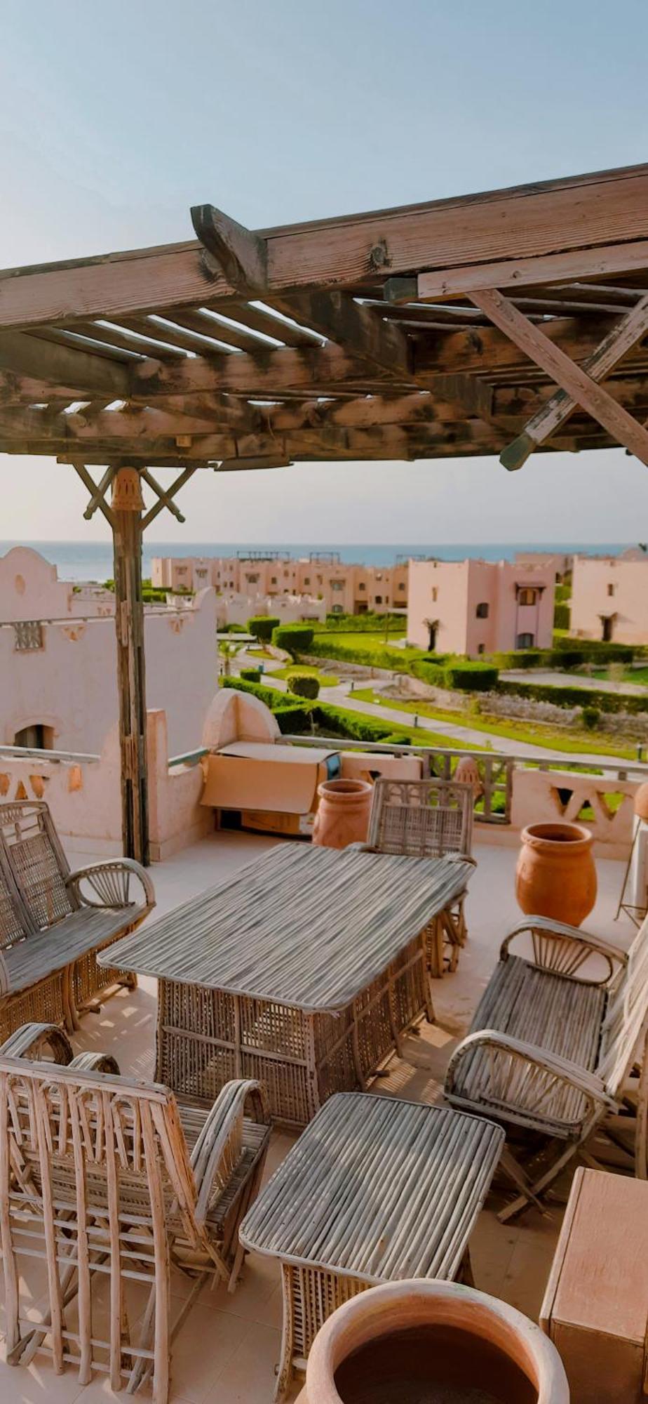 La Hacienda Apartment *